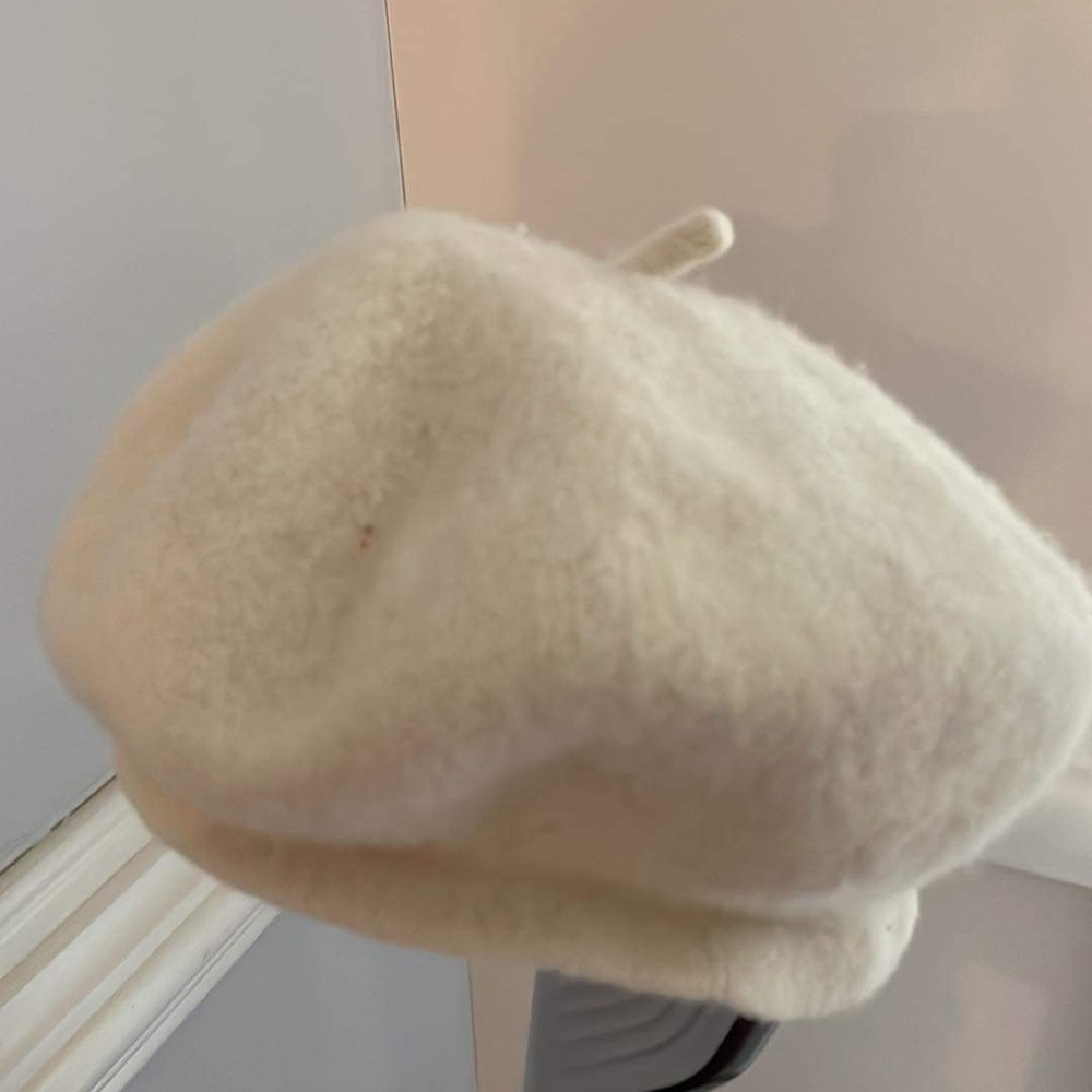 2 baby beret